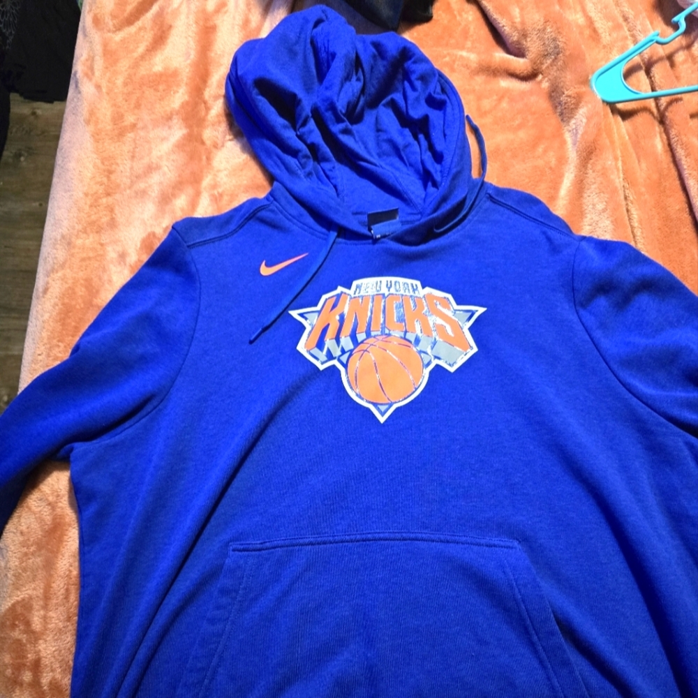Women's Knicks Hoodie Size XXL